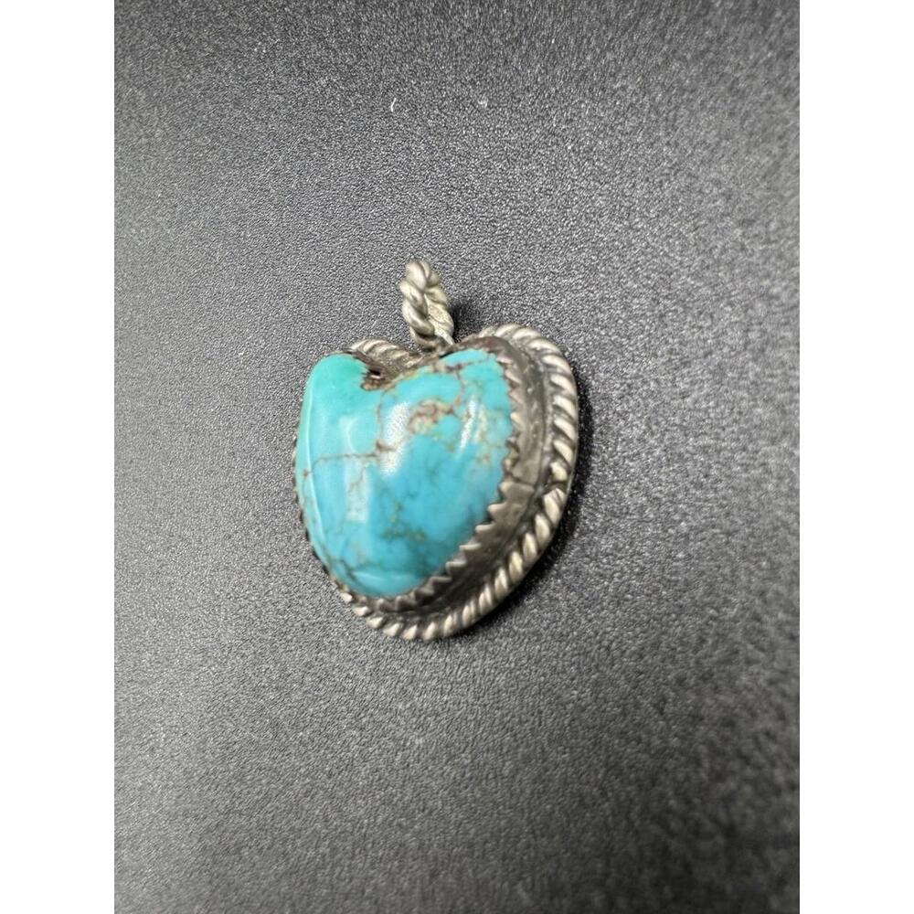 Vintage Navajo Turquoise Heart Pendant Silver Marked AG 5.39g See Condition VG+ - Picture 3 of 7